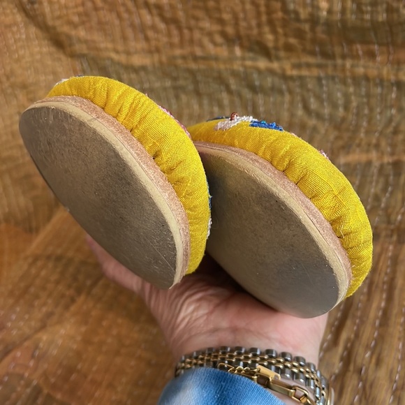 EUC Fuchsia Sunflower Flats - Picture 11 of 11